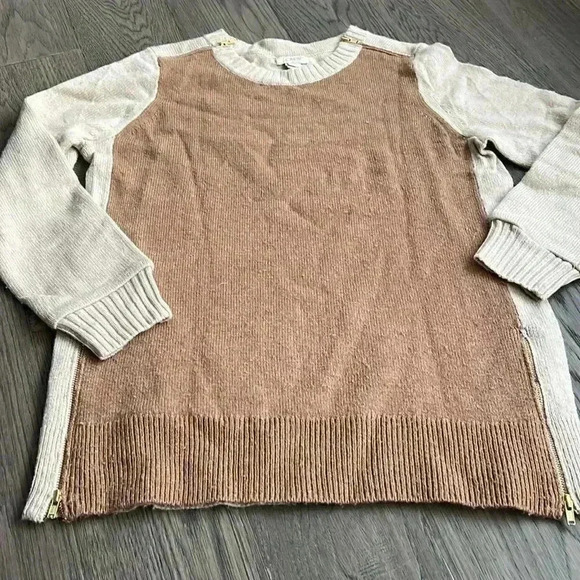 J.CREW | Brown And Cream Merino Wool Blend Crew Neck Sweater With Gold Zippers - Picture 2 of 9